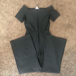 🖤Black Pinstripe Jumpsuit
